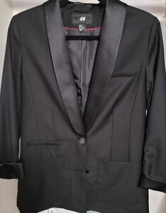 H&M Black Blazer SIZE 10